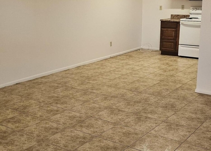 6148 E Greenway Street - Photo 1
