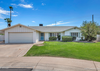 3933 S Pine Street - Photo 1