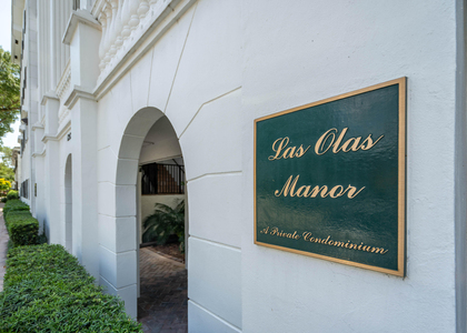 1212 Se 2nd Court - Photo 1