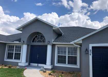 854 Sw Paar Drive - Photo 1