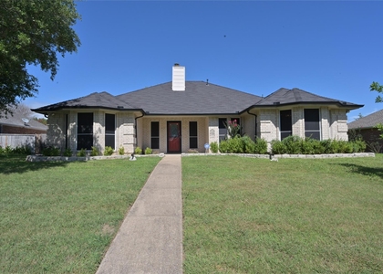 211 Barbara Way - Photo 1