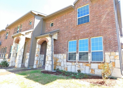3325 Solana Circle - Photo 1