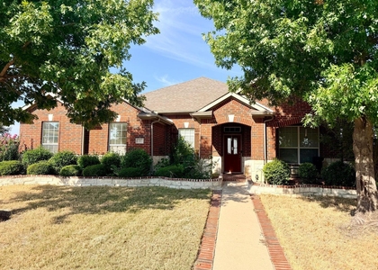 717 Beau Drive - Photo 1