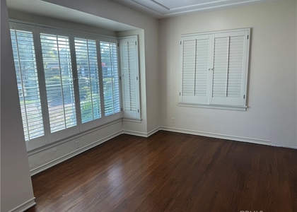 339 Las Flores - Photo 1