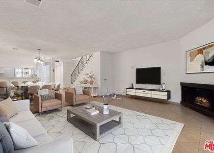 848 15th Street - Photo 1