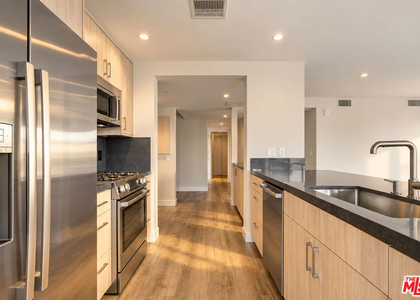 10951 National Boulevard - Photo 1