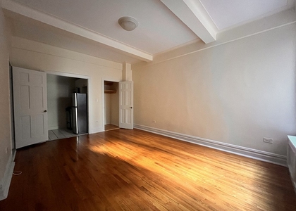 Second Avenue - Photo 1