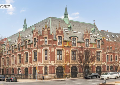 555 Washington Avenue - Photo 1