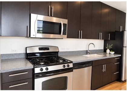 999 Willoughby Avenue - Photo 1