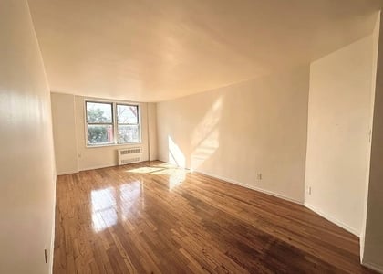 224-10 Jamaica Avenue - Photo 1