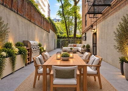 55 W 92nd Street - Photo 1