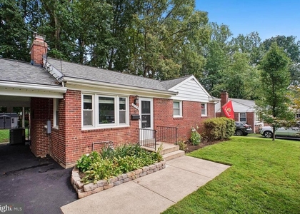 3155 Norfolk Lane - Photo 1