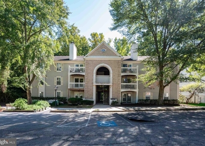 5704 Shadwell Court - Photo 1