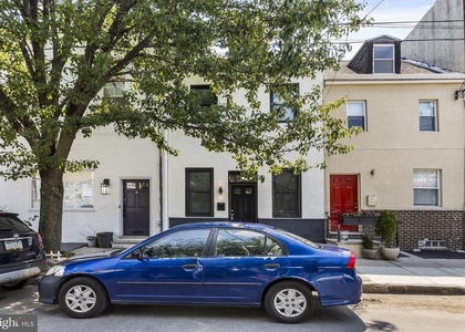 943 E Passyunk Avenue - Photo 1