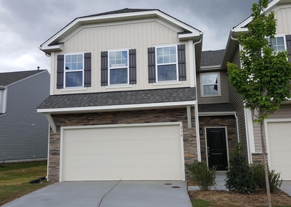 216 Hamlet Place - Photo 1