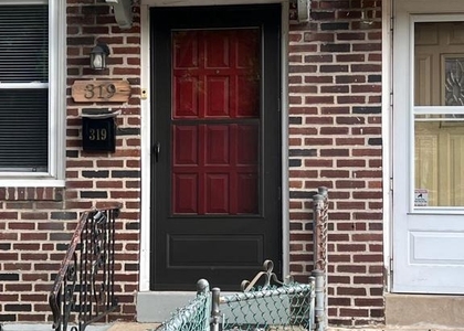 319 W 21st Street - Photo 1