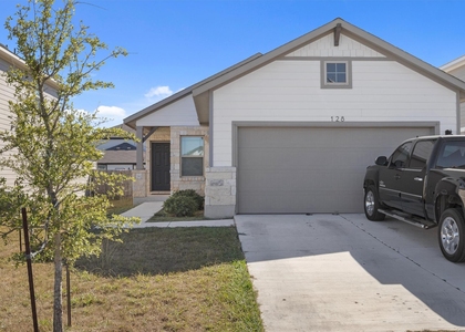 128 Quiet Man Dr - Photo 1