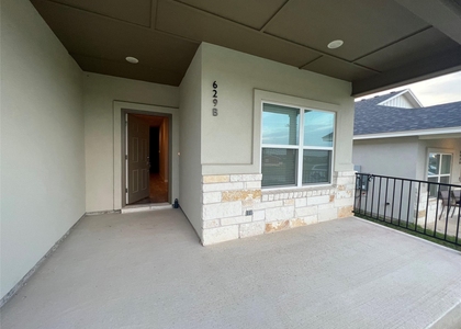 629 Cr 306 Rd - Photo 1