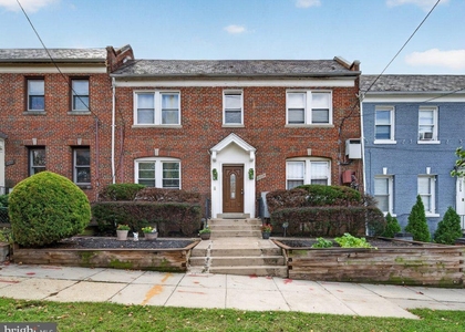 1333 Adams Street Ne - Photo 1
