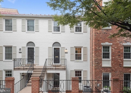3287 Sutton Place Nw - Photo 1