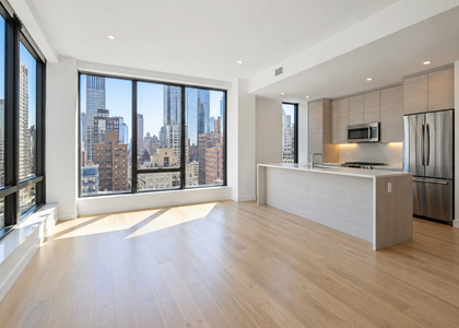 350 West 37th Street - Photo 1