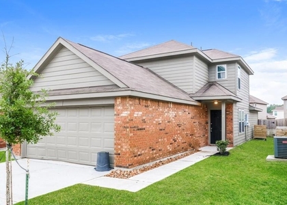 425 Upper Creek Drive - Photo 1