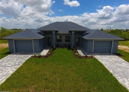 1315 Ne 8th Place - Photo 1