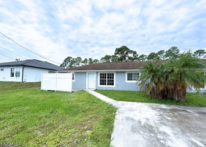 4605 28th Street Sw - Photo 1