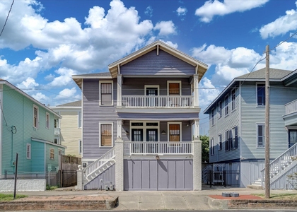 617 18th Street - Photo 1