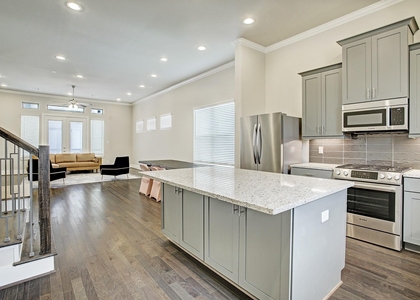 5802 E Post Oak Lane - Photo 1