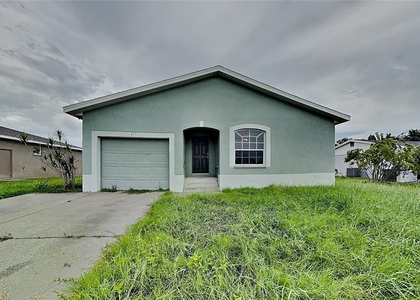 477 Florida Circle N - Photo 1