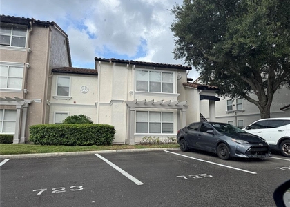 5128 Conroy Road - Photo 1