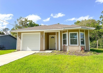 25230 Nw 2nd Avenue - Photo 1