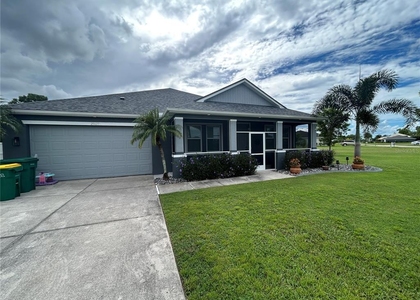 25427 Doredo Drive - Photo 1