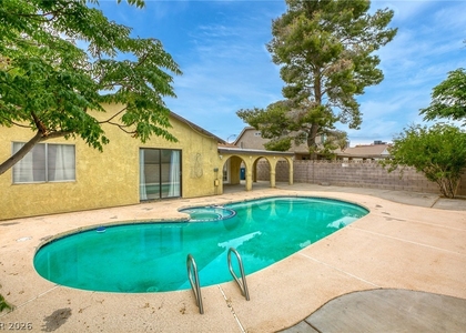 4828 Knollwood Drive - Photo 1