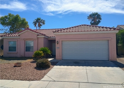 4709 Golden Palomino Lane - Photo 1