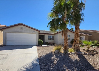 2115 Falcon Crest Avenue - Photo 1