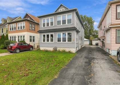 82 Dakota Street - Photo 1