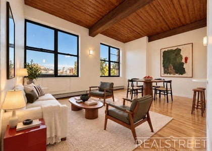 93 Underhill Avenue - Photo 1