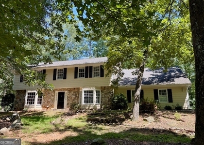 100 Forest Hall Lane - Photo 1