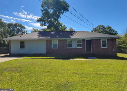 426 Northcrest Drive - Photo 1