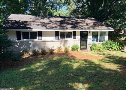 1078 Palafox Drive Ne - Photo 1