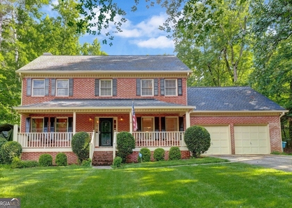 295 Oakmere Road - Photo 1