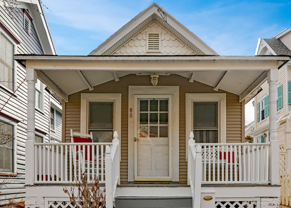 88 Webb Avenue - Photo 1