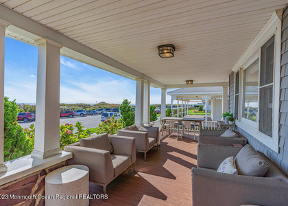1609 Ocean Avenue N - Photo 1