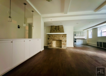 Martine Avenue - Photo 1