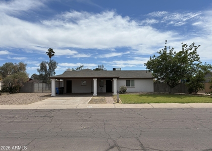 1009 W Michelle Drive - Photo 1