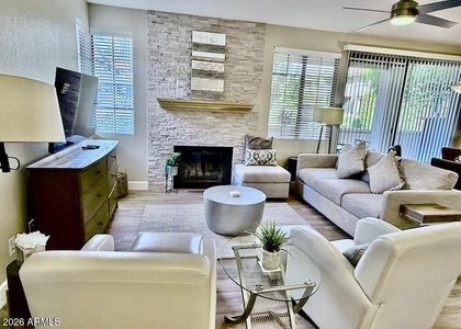 11515 N 91st Street - Photo 1