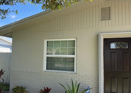 2518 Se Harrison Street - Photo 1