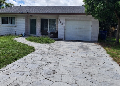 6541 Nw 33rd Way - Photo 1